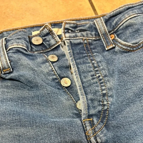 Levi’s 29 Wedgie Skinny Fit Cropped Denim Jeans High Rise Button Front - Picture 5 of 9